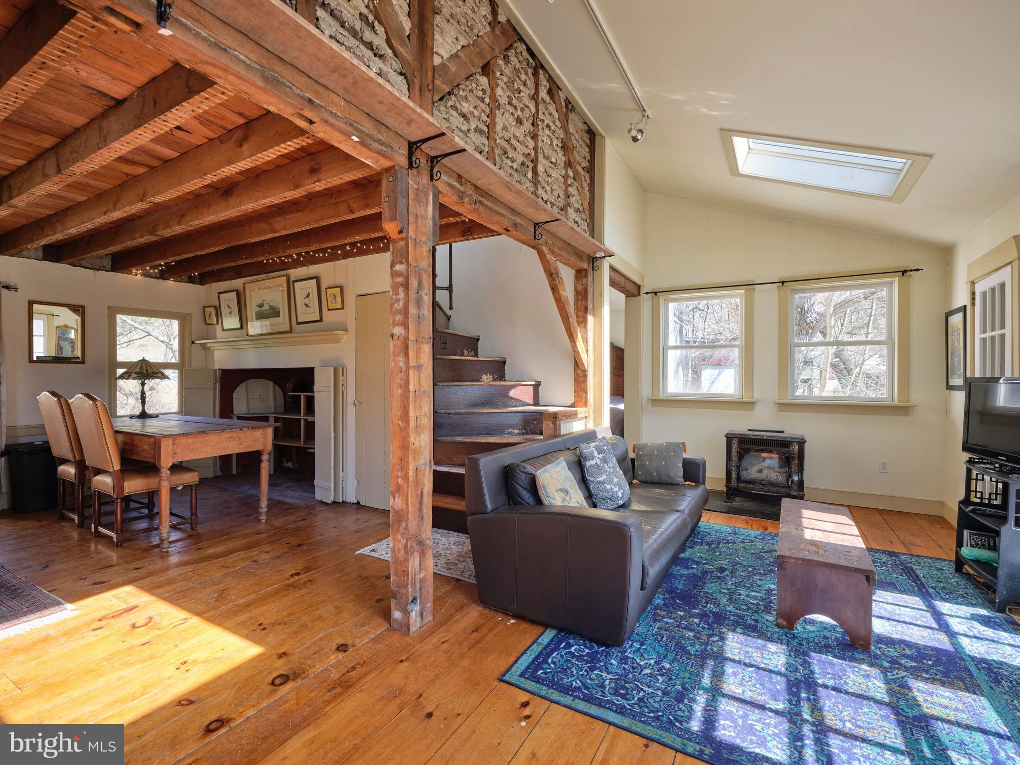 135 RIEGELSVILLE ROAD
