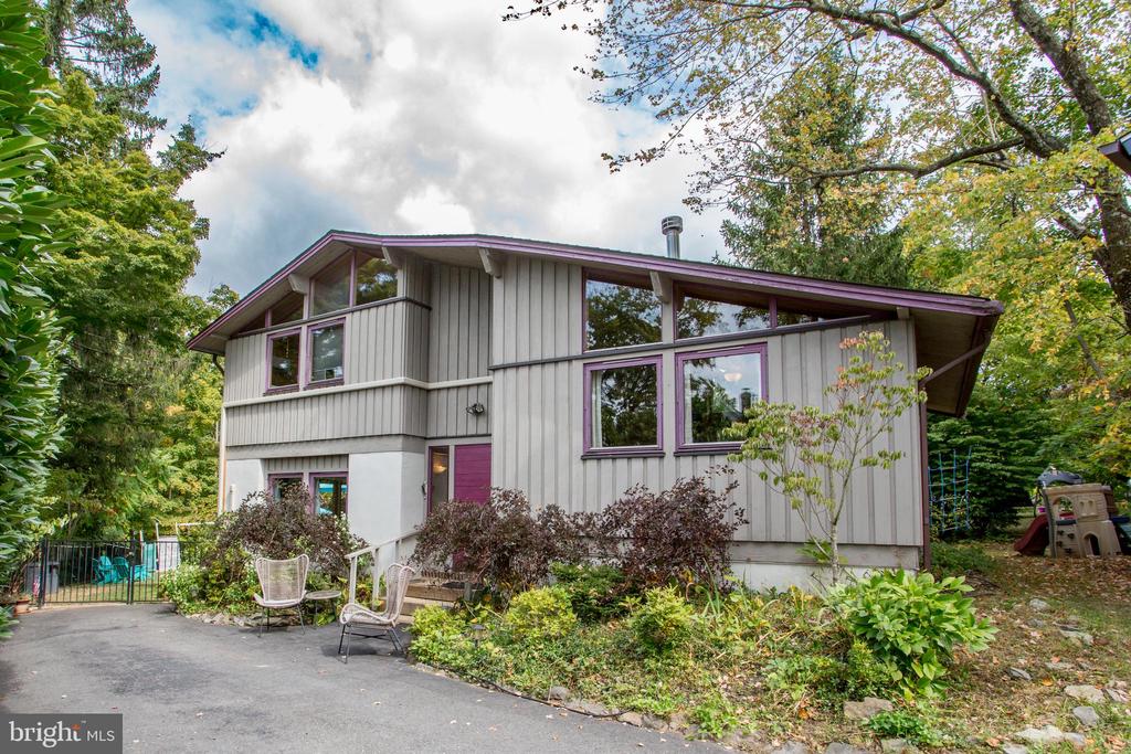 204 BRUNSWICK AVENUE 1/2