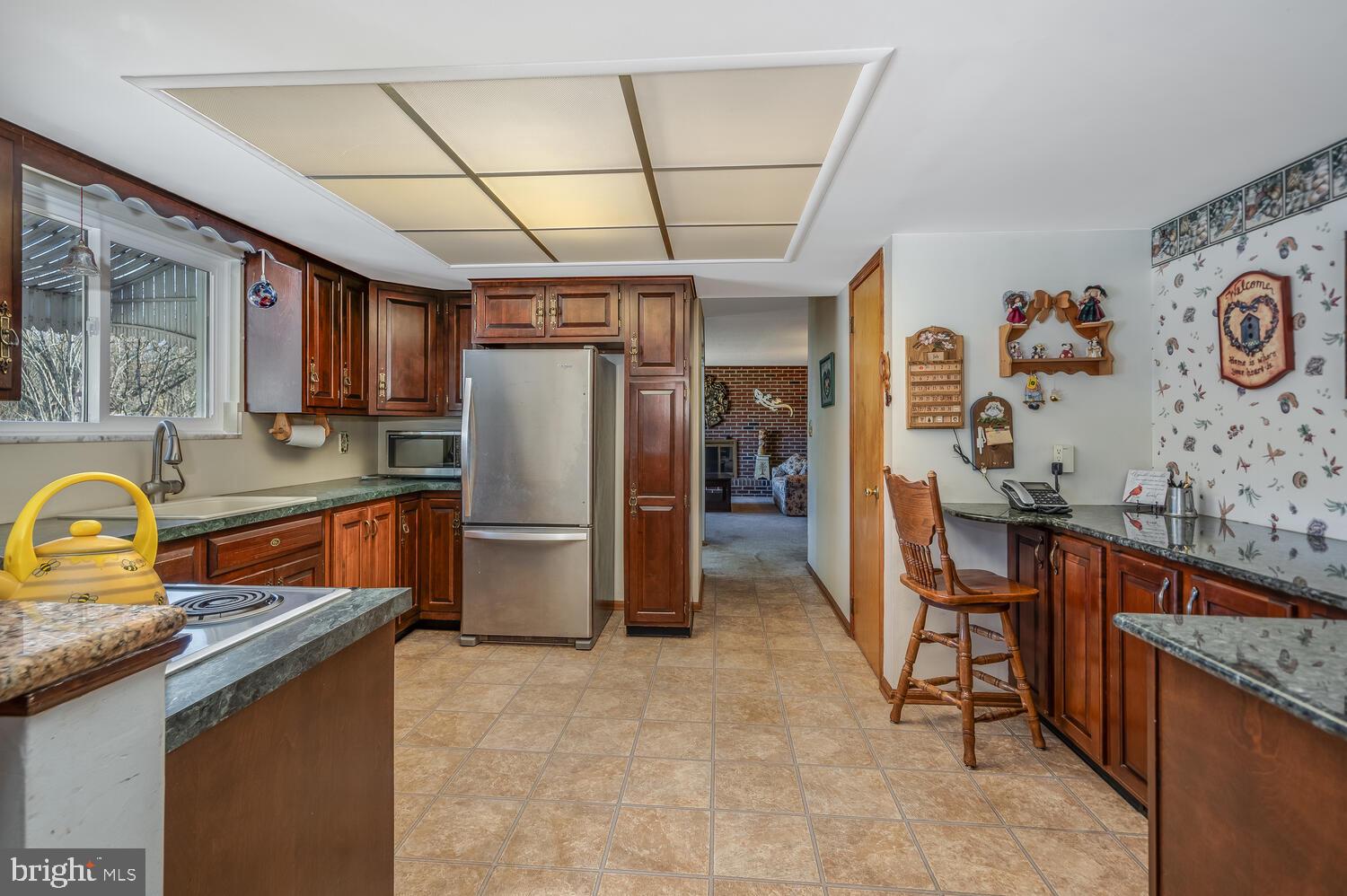 42 RAINBOW HILL ROAD