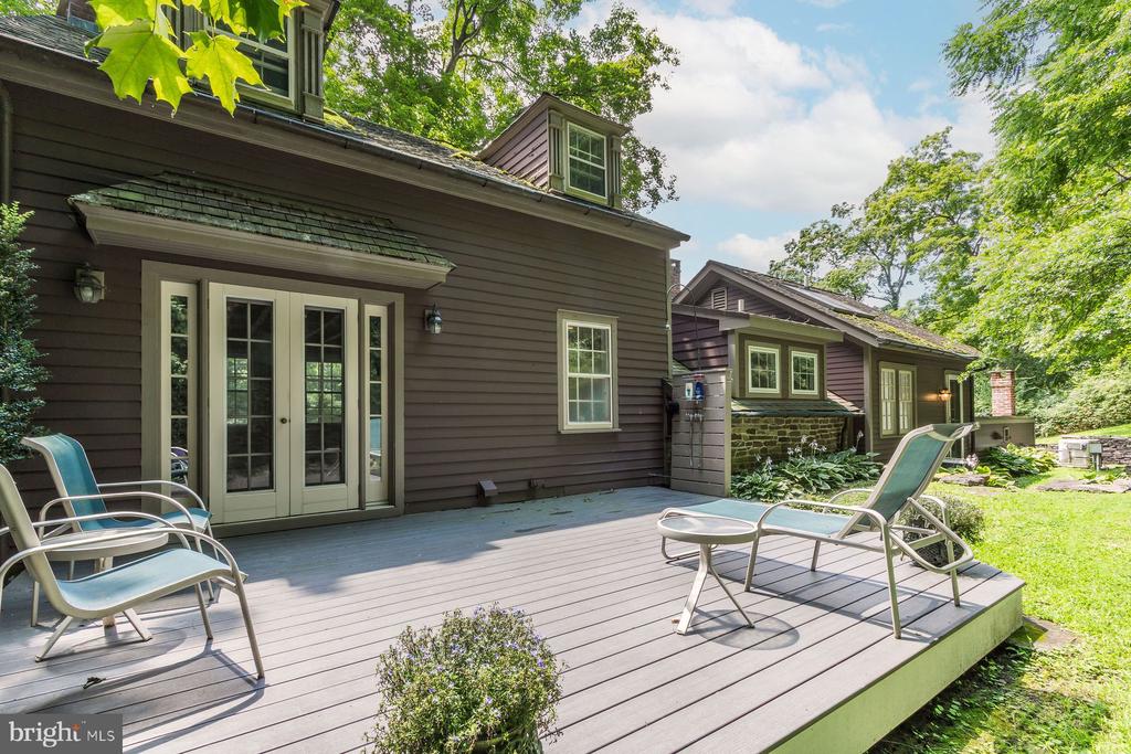 2222 DANIEL BRAY HIGHWAY