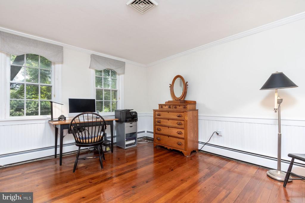 2222 DANIEL BRAY HIGHWAY