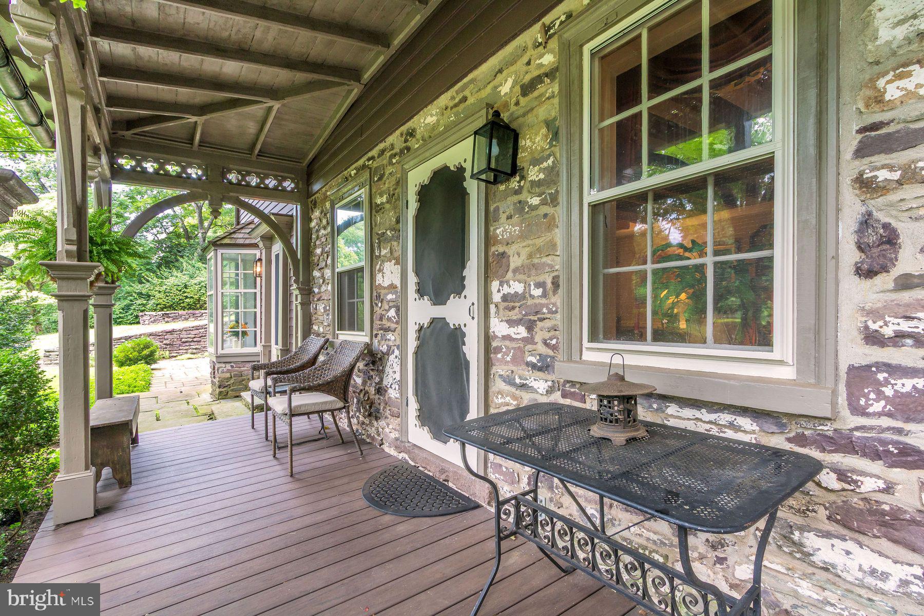 2222 DANIEL BRAY HIGHWAY
