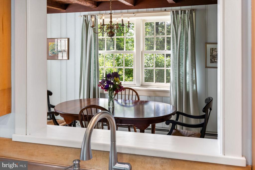 757 SWEET HOLLOW ROAD