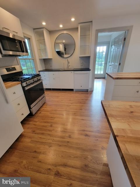 33 RITTENHOUSE ROAD E