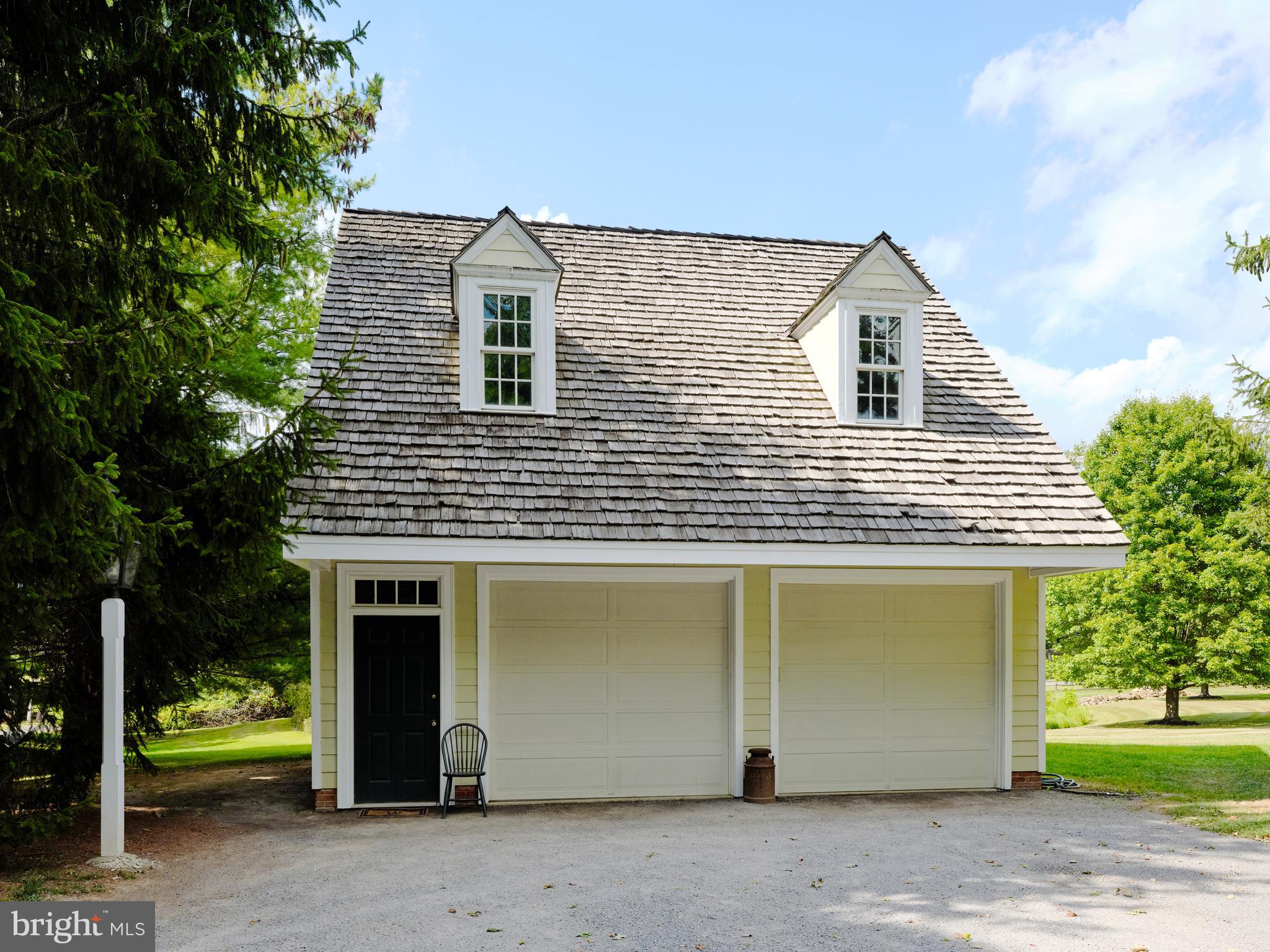 925 SERGEANTSVILLE ROAD