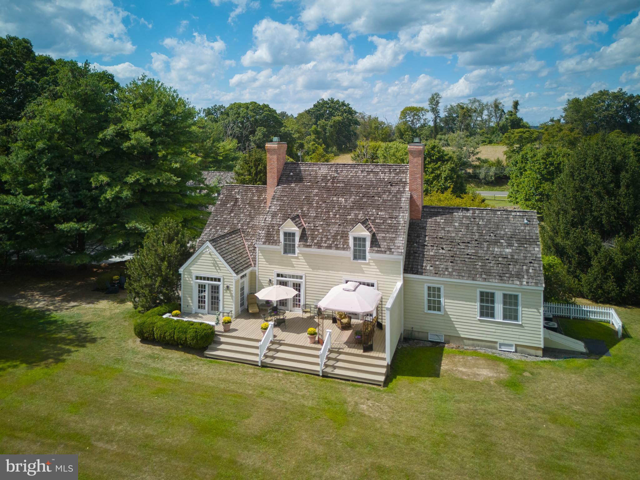 925 SERGEANTSVILLE ROAD