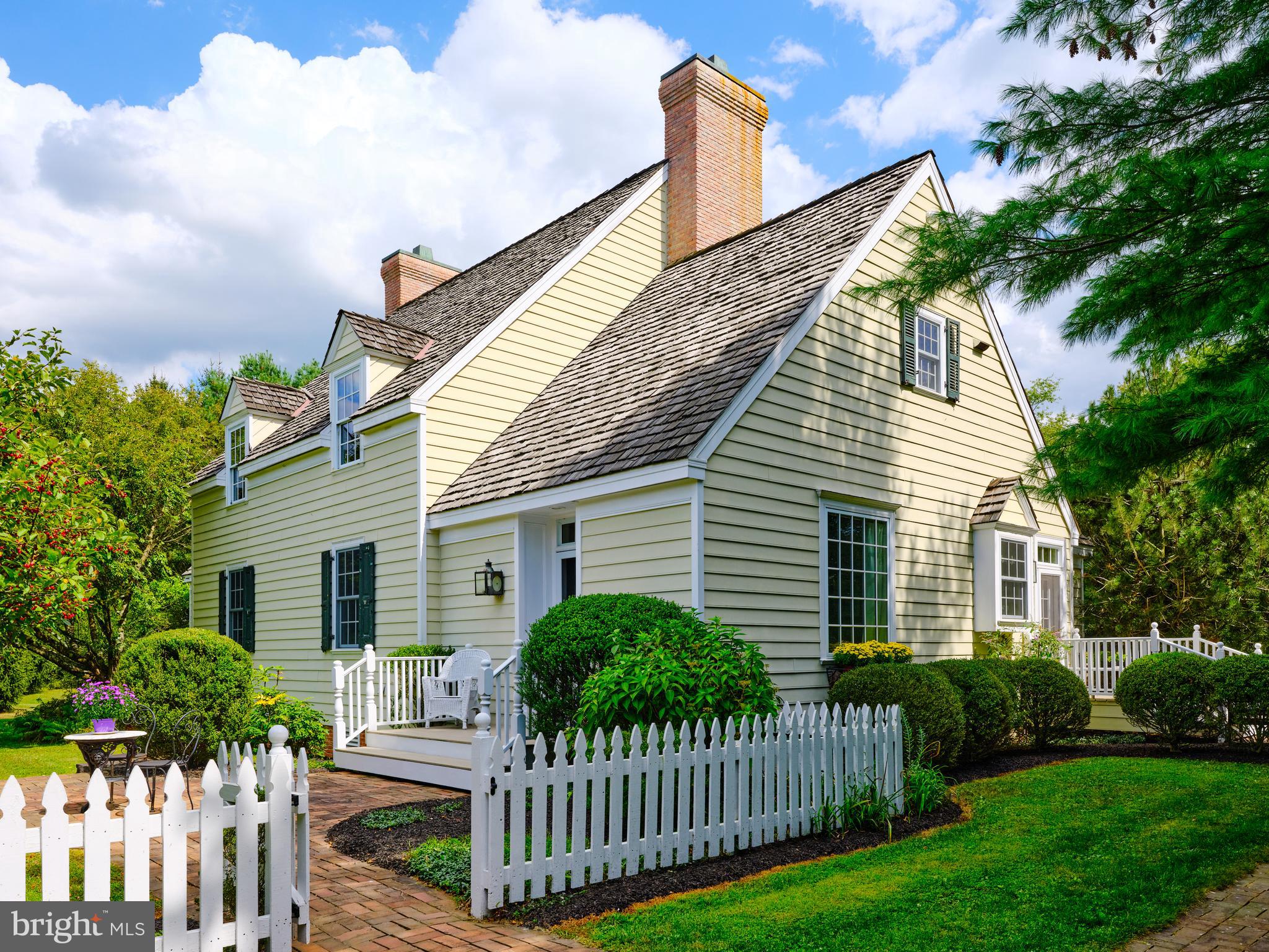 925 SERGEANTSVILLE ROAD