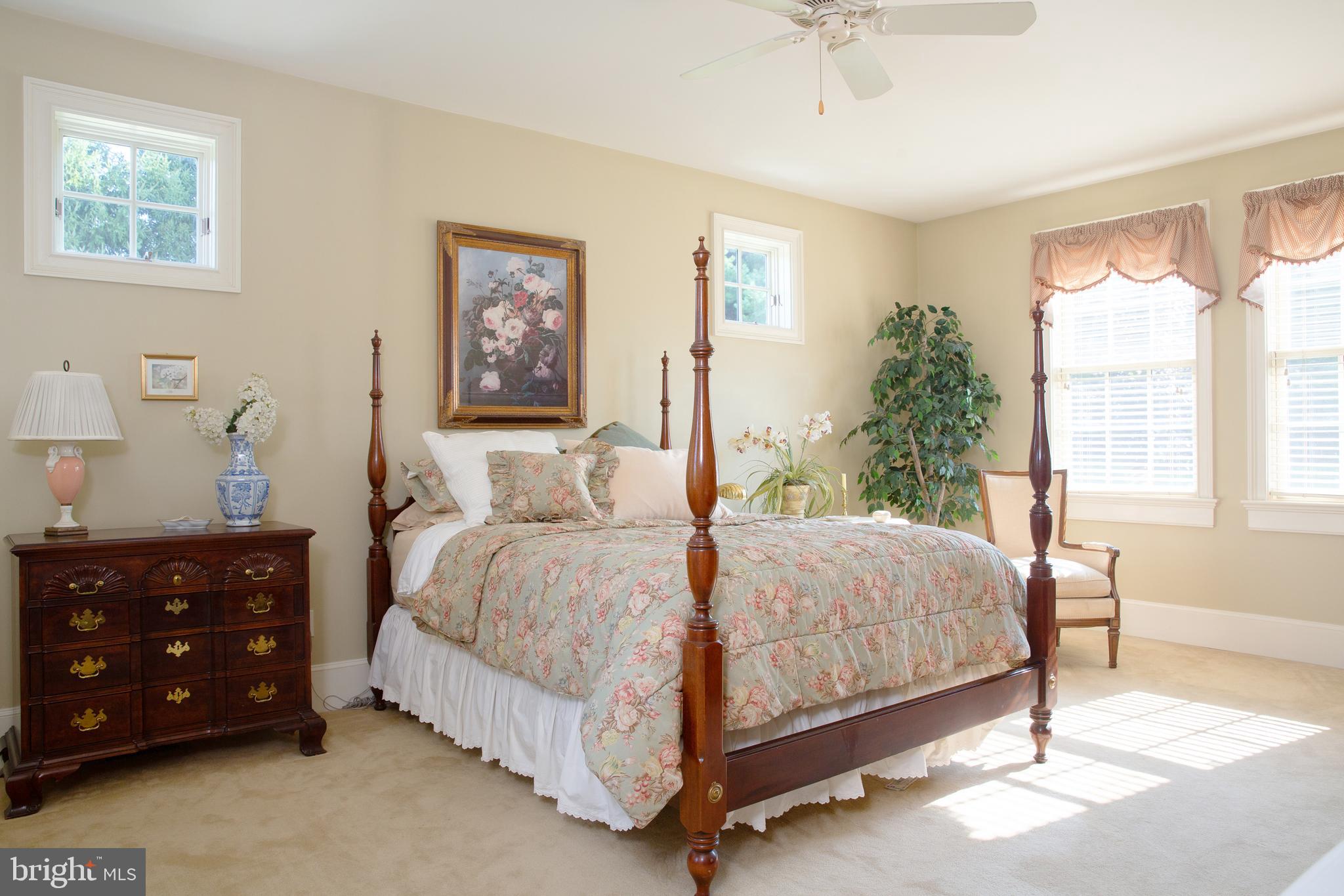 925 SERGEANTSVILLE ROAD