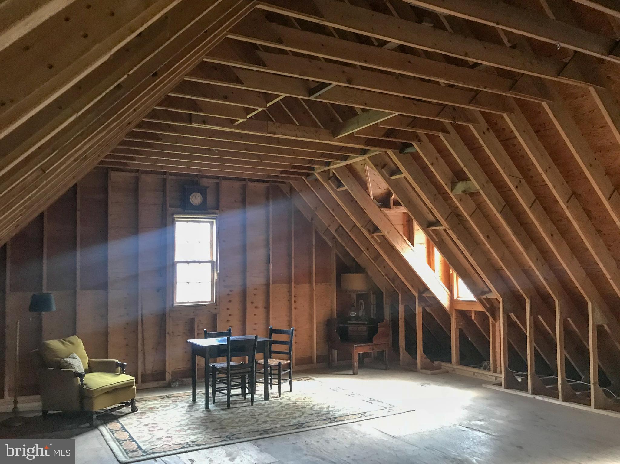 925 SERGEANTSVILLE ROAD