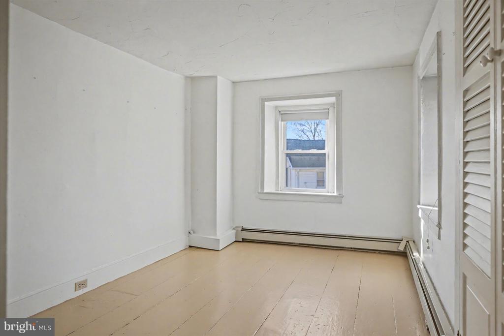 739 SERGEANTSVILLE ROAD A
