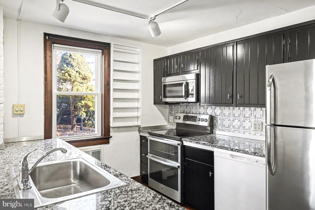 739 SERGEANTSVILLE ROAD A
