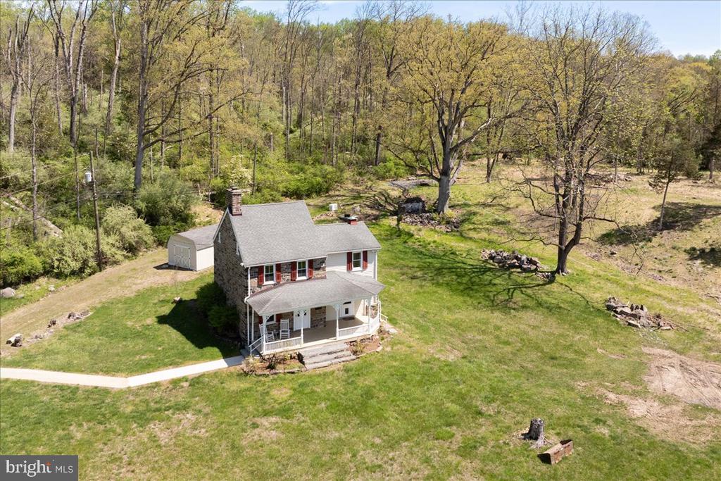 2308 DANIEL BRAY HIGHWAY