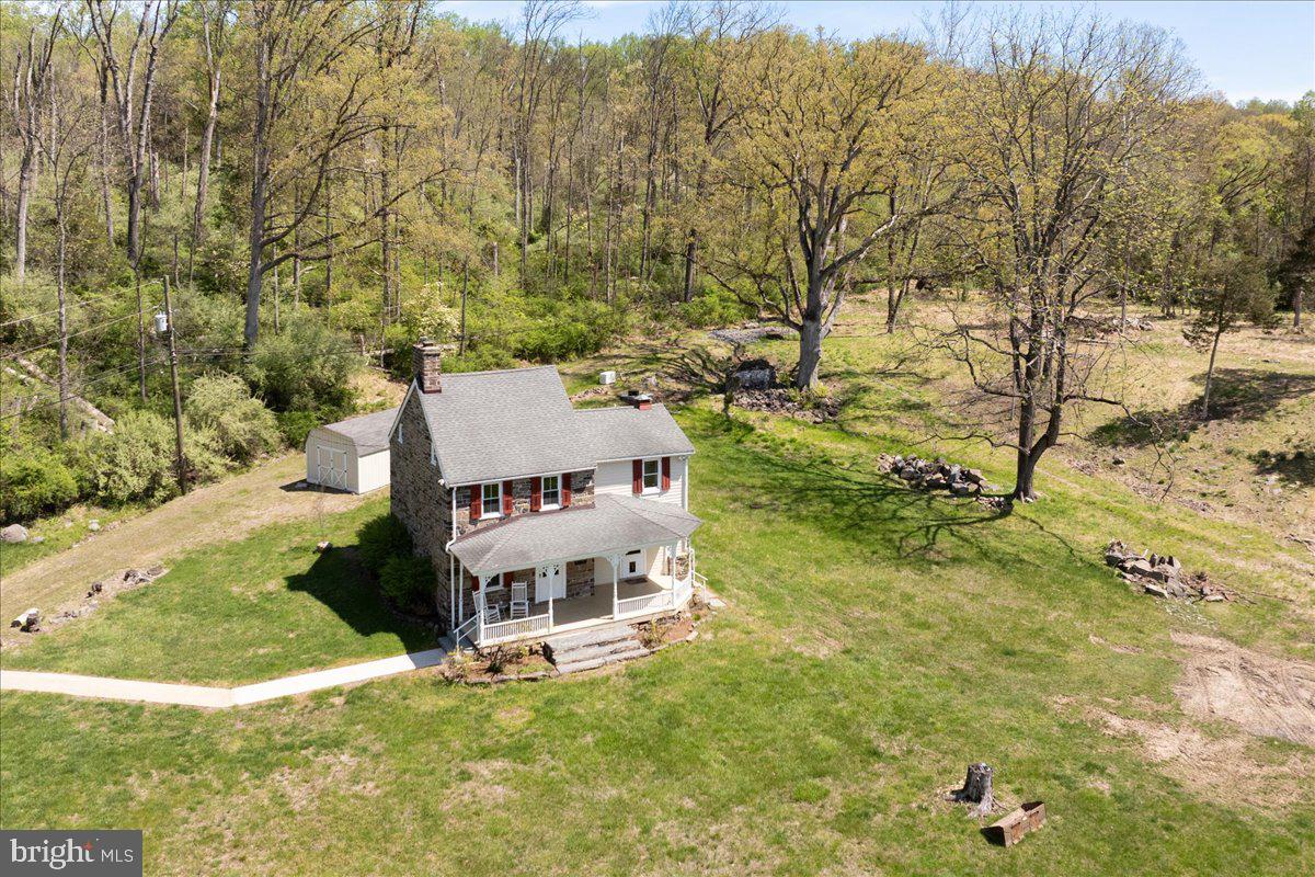 2308 DANIEL BRAY HIGHWAY