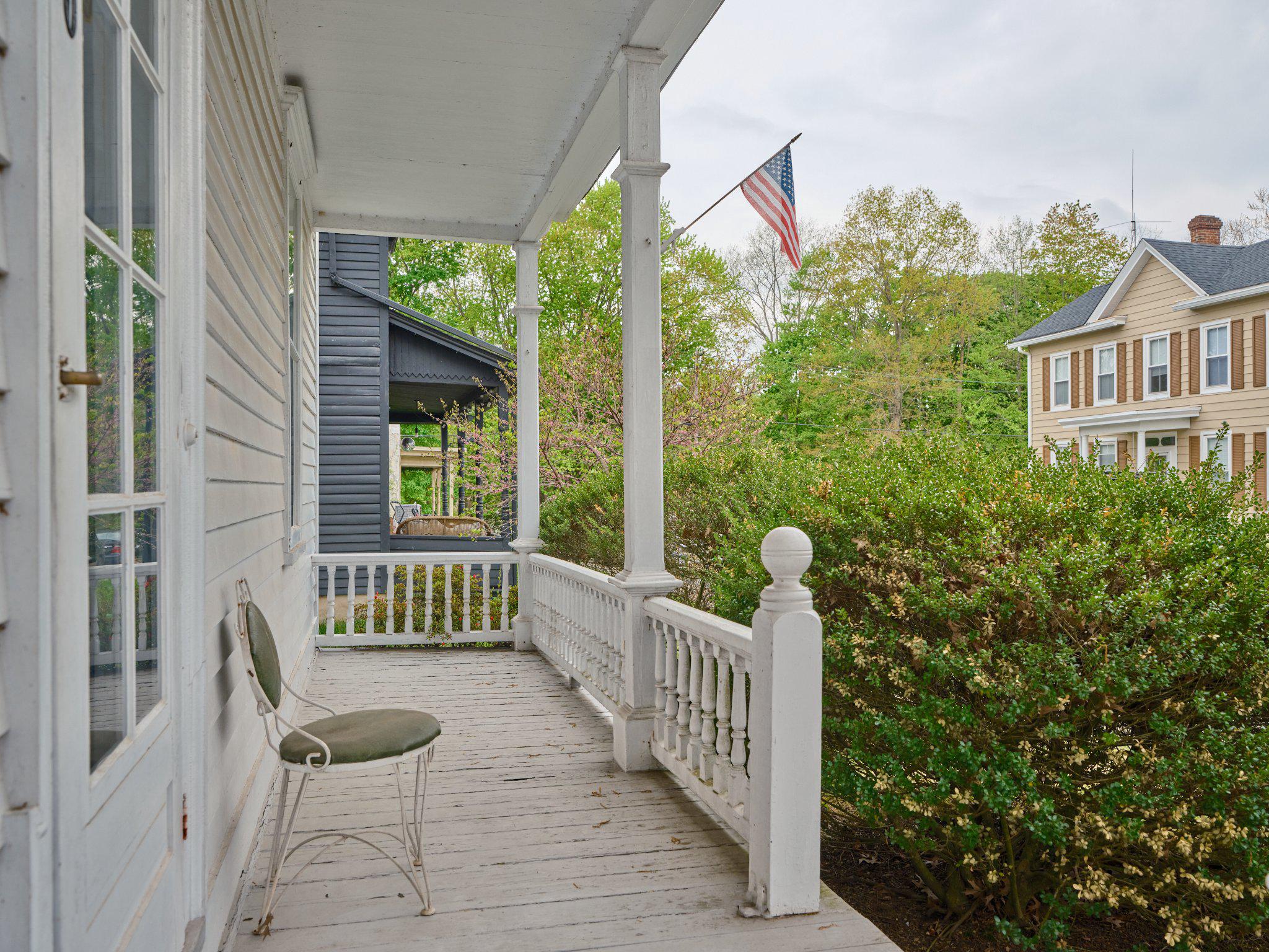 20 MAPLE STREET