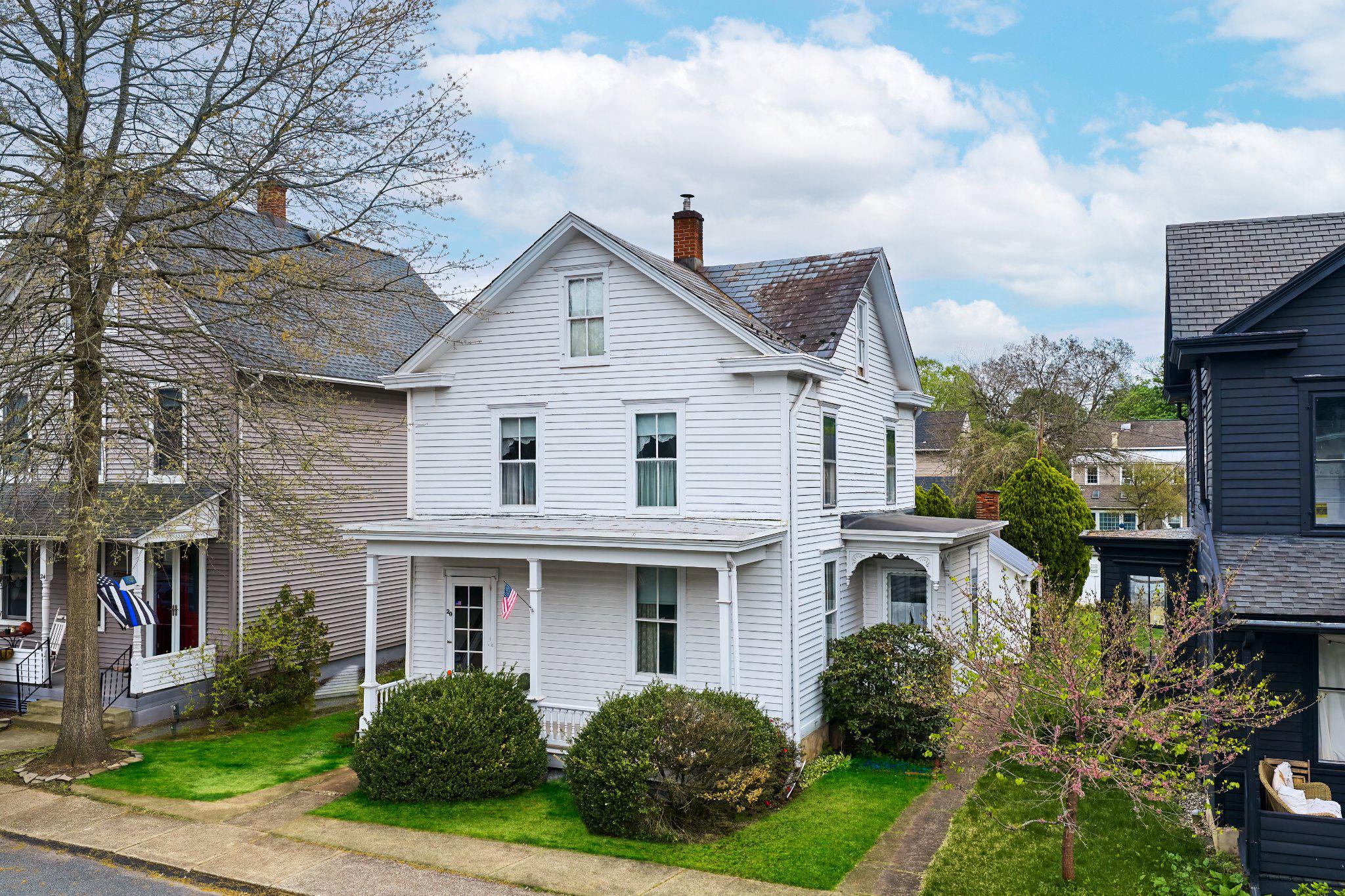 20 MAPLE STREET