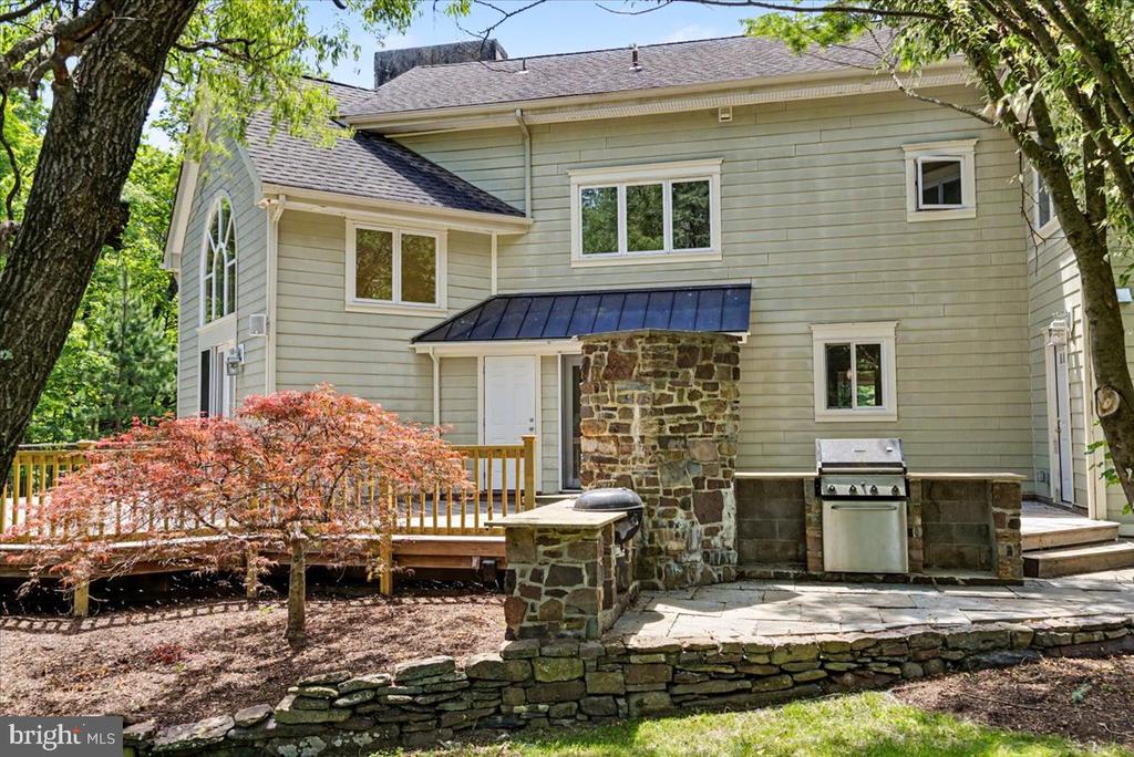 12 UPPER CREEK ROAD