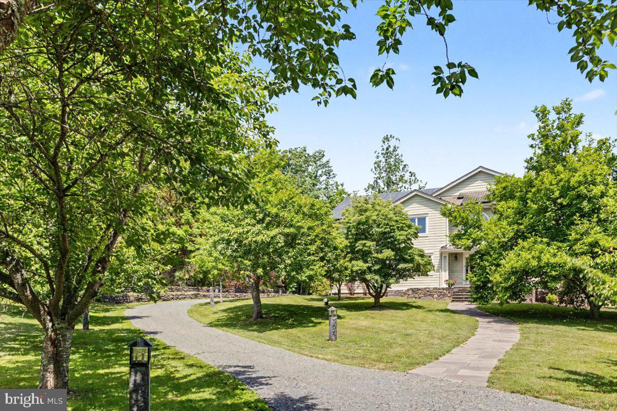 12 UPPER CREEK ROAD