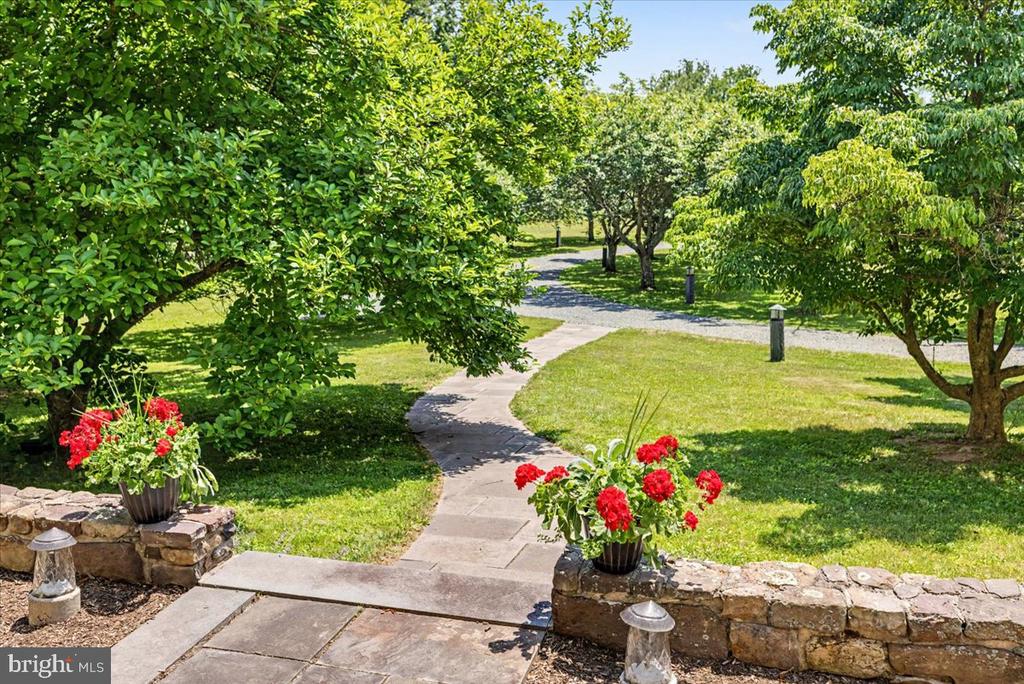 12 UPPER CREEK ROAD