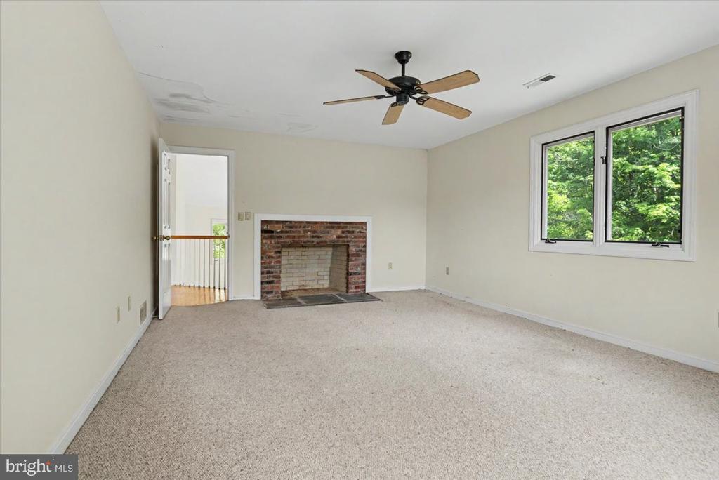 12 UPPER CREEK ROAD