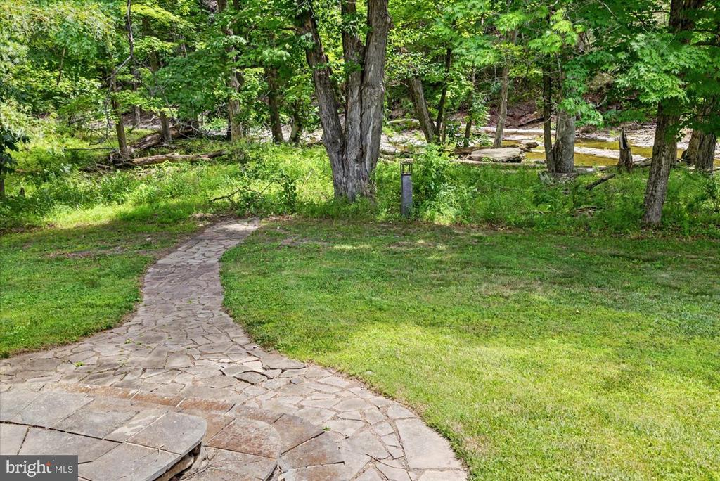 12 UPPER CREEK ROAD