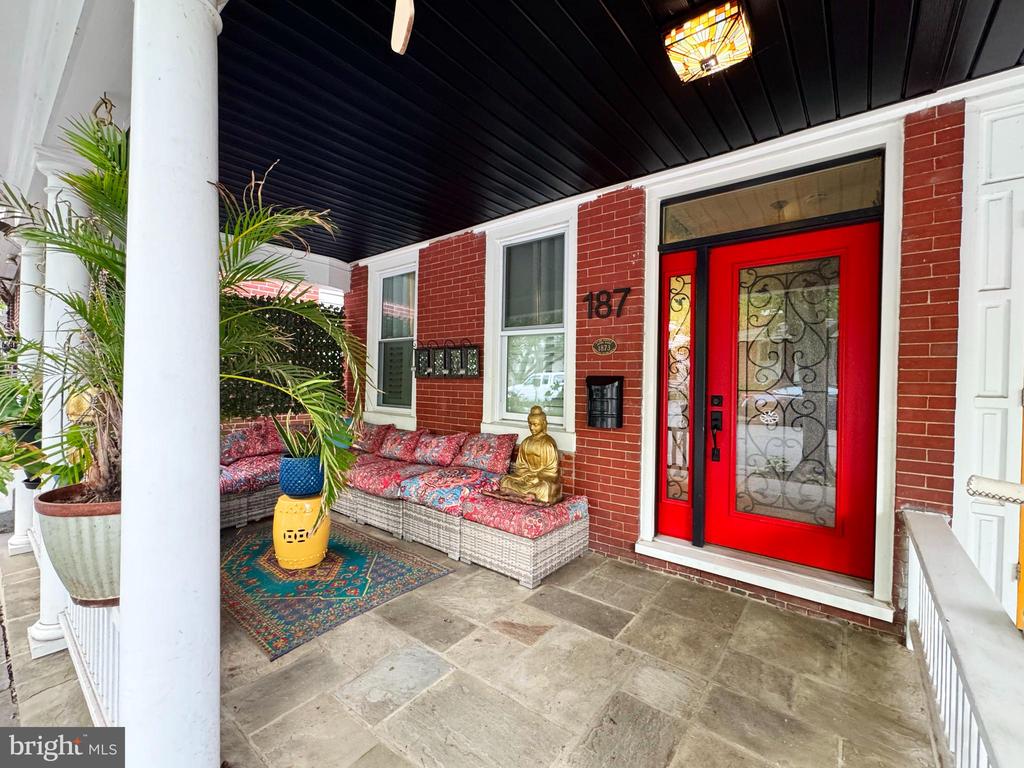 187 N UNION STREET