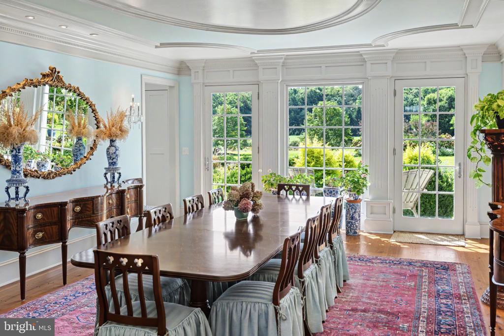 33 RITTENHOUSE ROAD