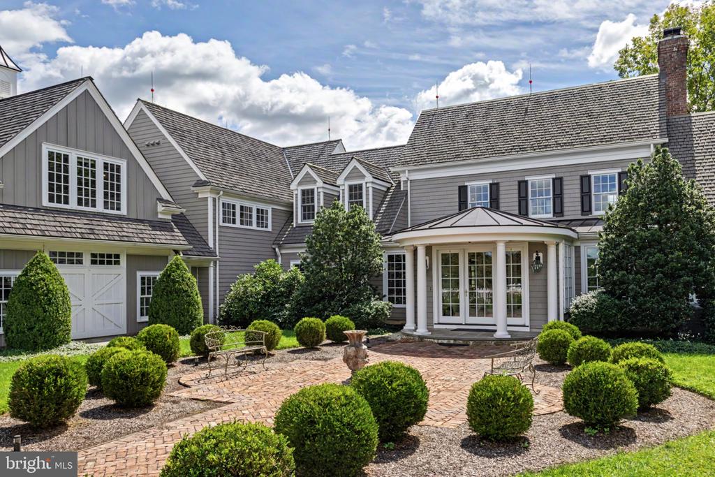 33 RITTENHOUSE ROAD