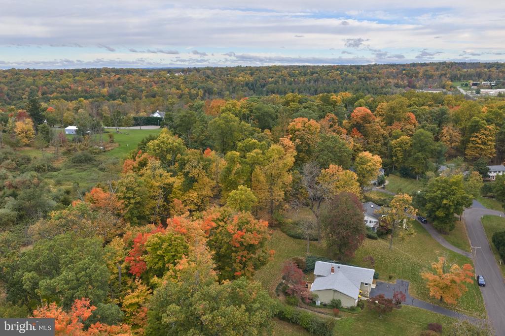 26 FAWN DRIVE