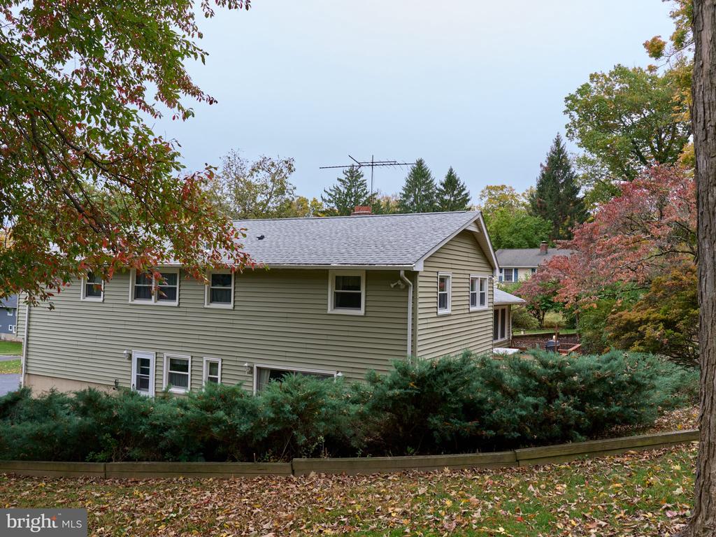 26 FAWN DRIVE