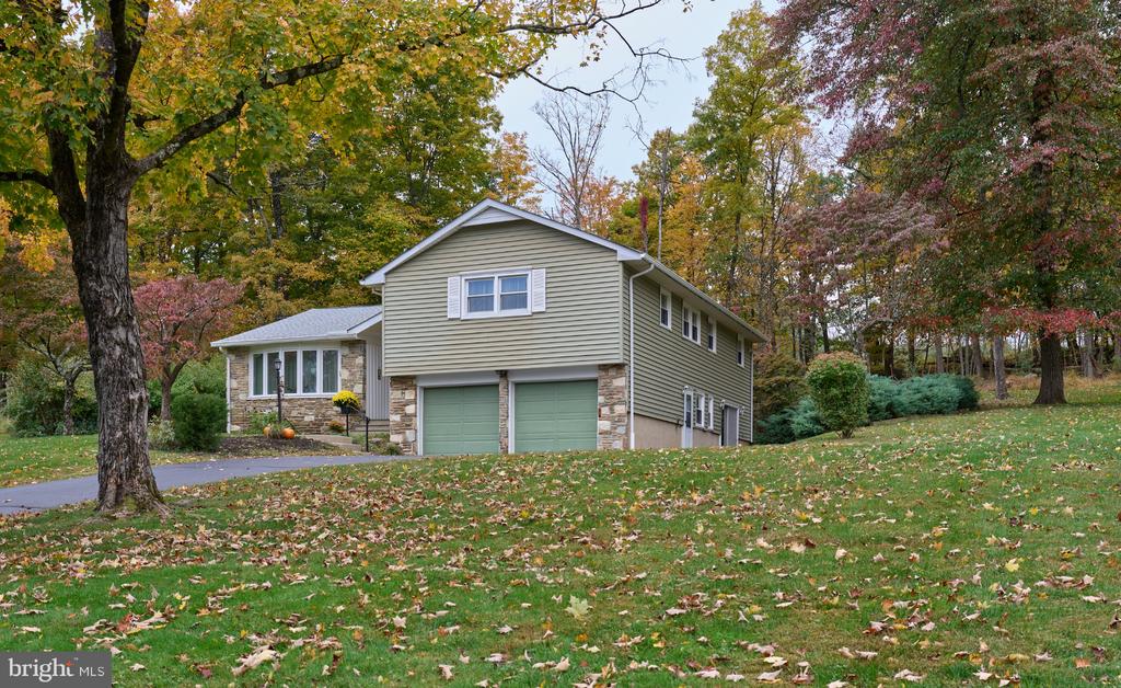 26 FAWN DRIVE