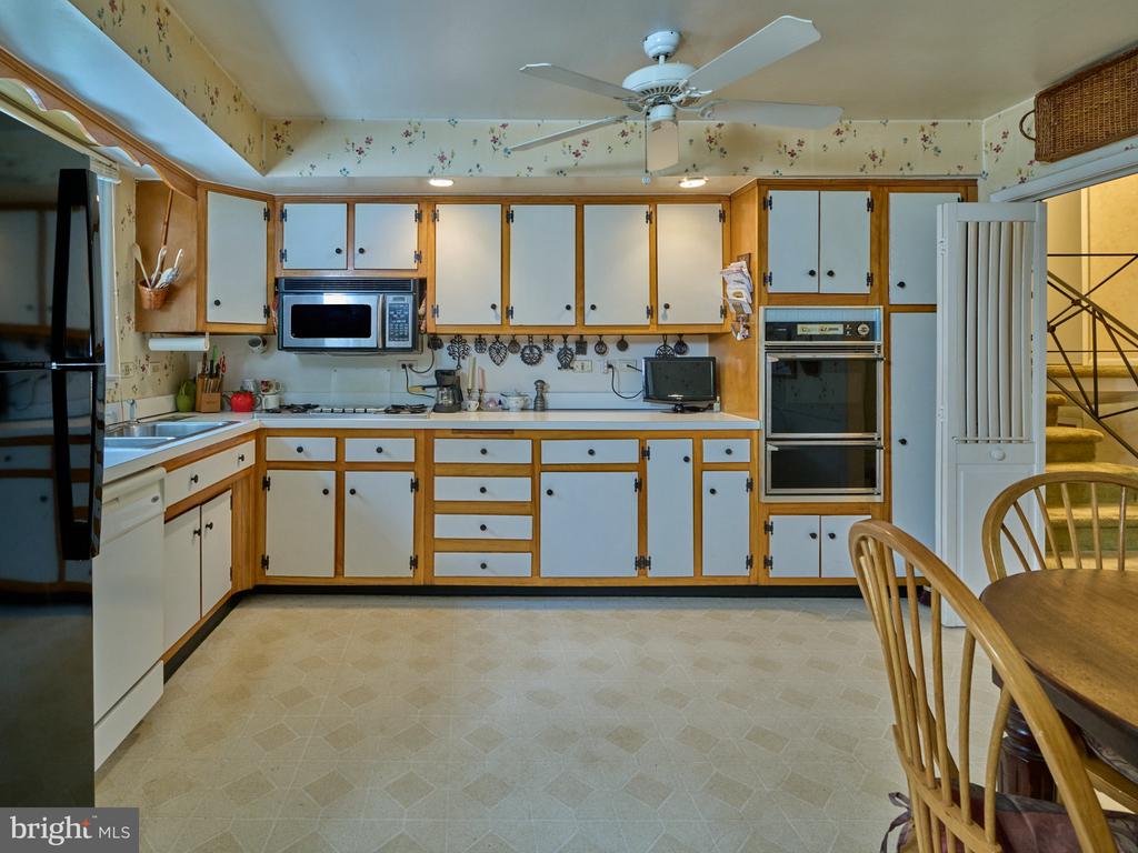 26 FAWN DRIVE