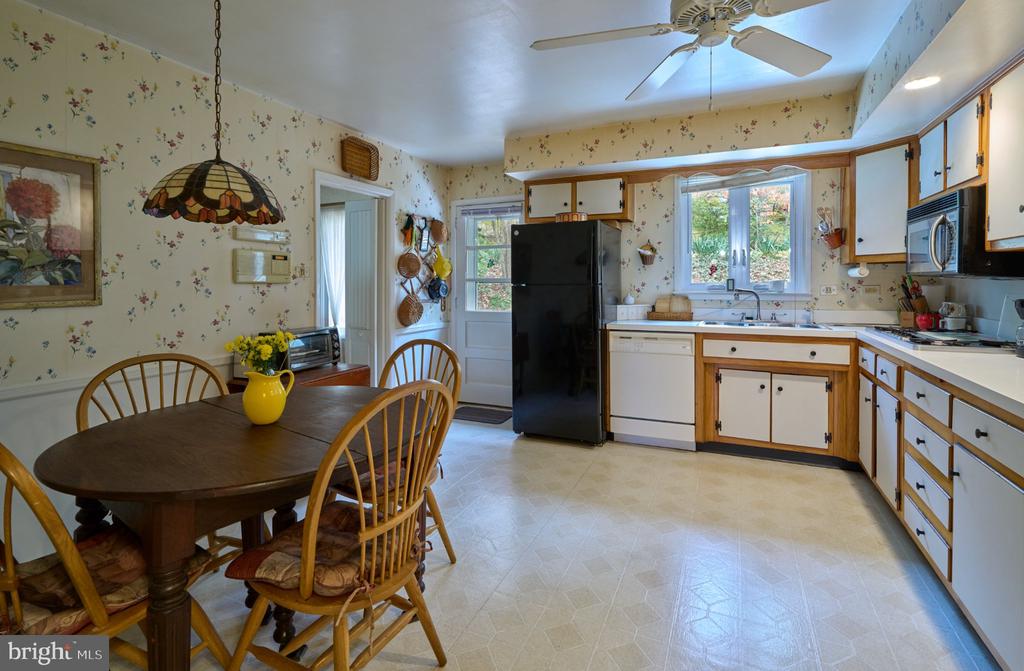 26 FAWN DRIVE