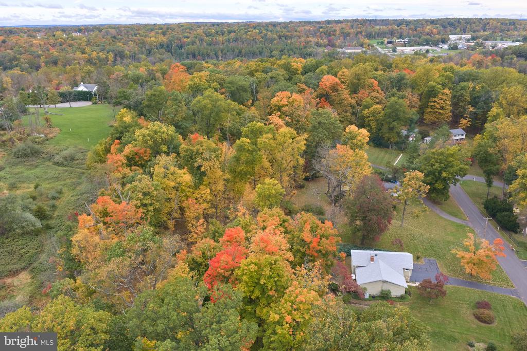 26 FAWN DRIVE