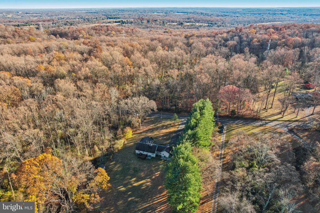 192 PLEASANT VALLEY ROAD