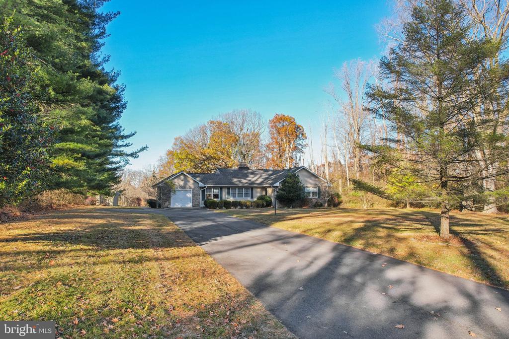 192 PLEASANT VALLEY ROAD