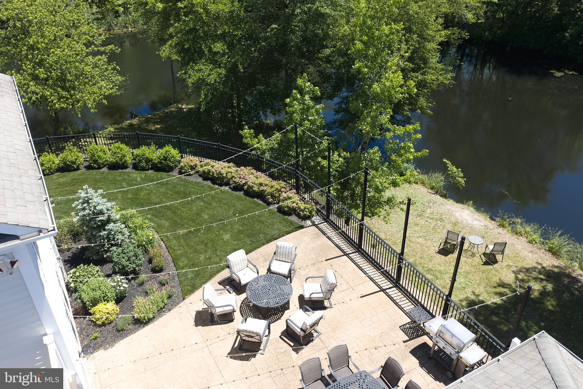 1329 PARK