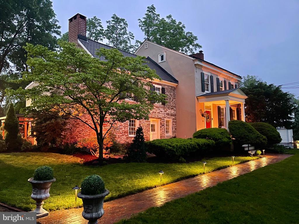 96 DENOW ROAD