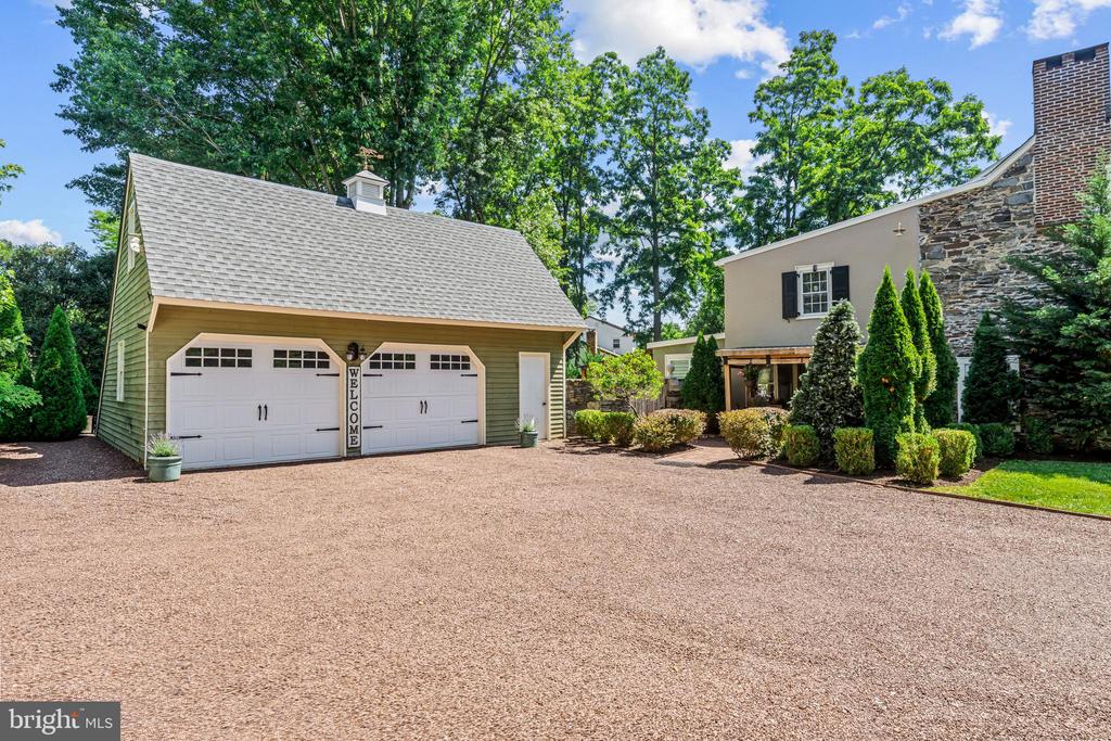 96 DENOW ROAD