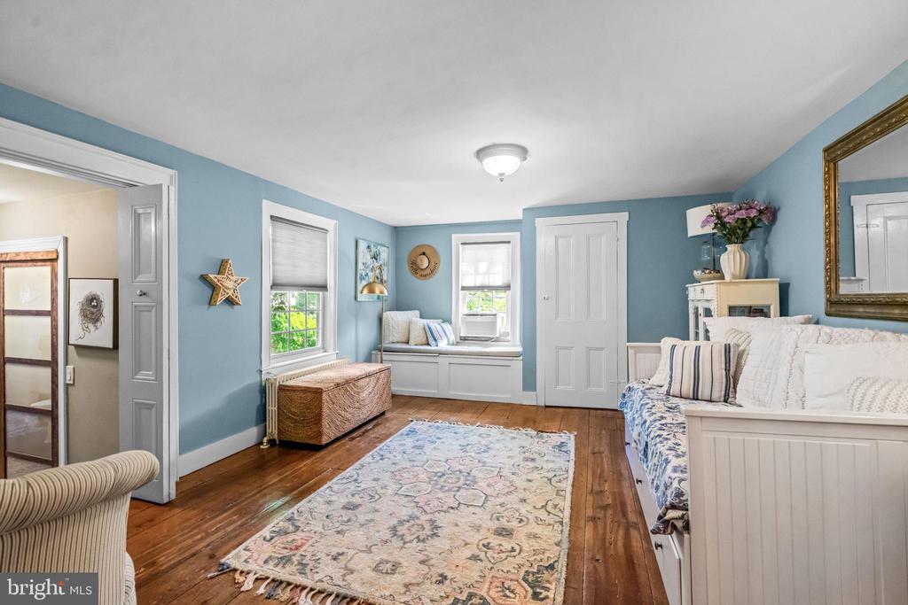 96 DENOW ROAD