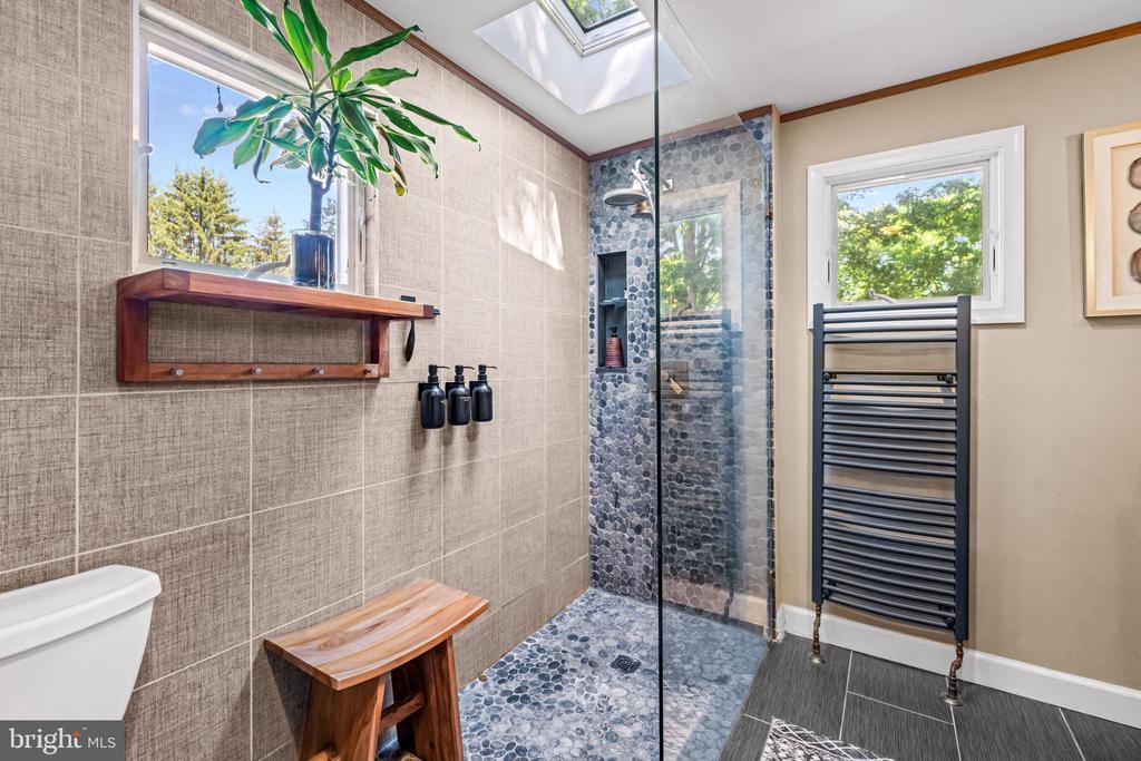 96 DENOW ROAD