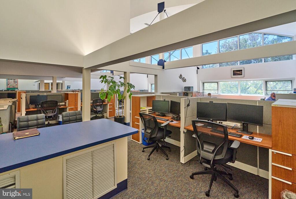 3967 PRINCETON PIKE