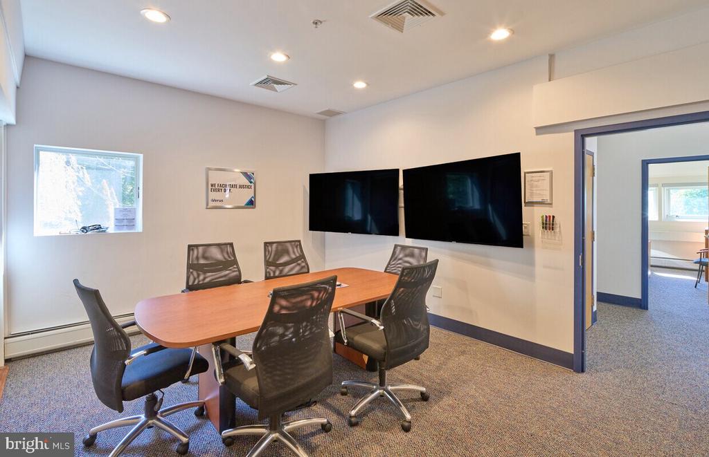 3967 PRINCETON PIKE