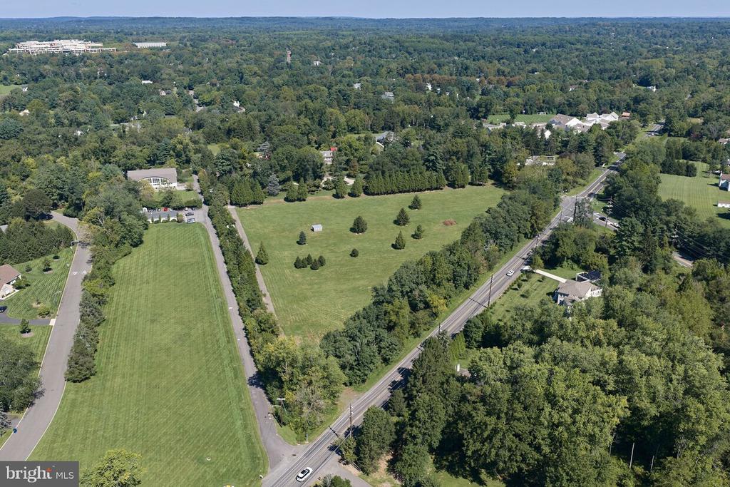 3967 PRINCETON PIKE