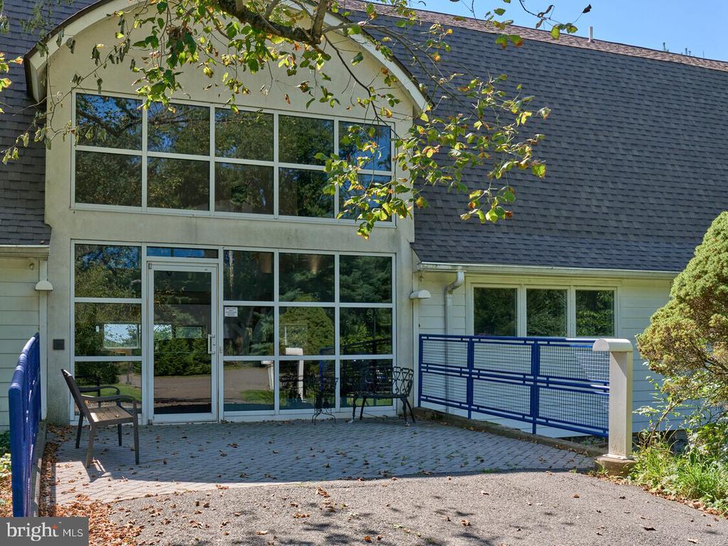 3967 PRINCETON PIKE