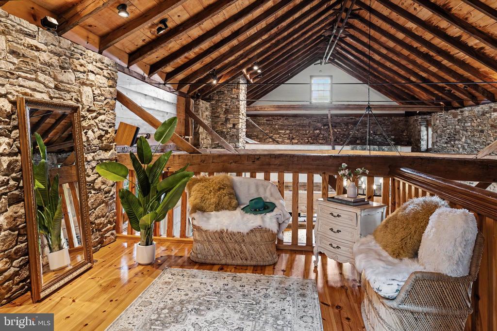 152 HARBOURTON WOODSVILLE ROAD