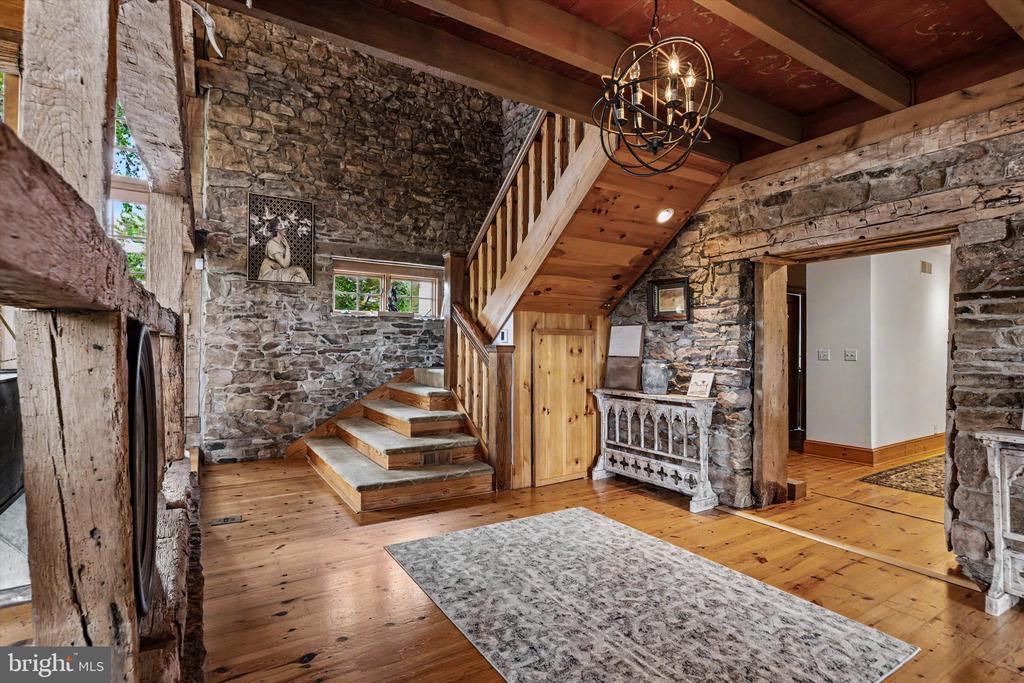152 HARBOURTON WOODSVILLE ROAD