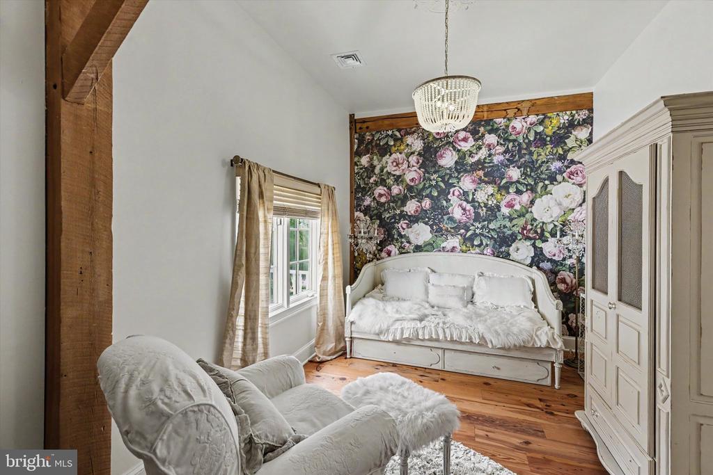 152 HARBOURTON WOODSVILLE ROAD