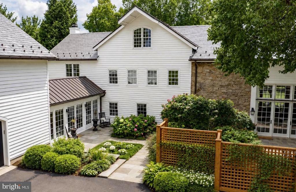 152 HARBOURTON WOODSVILLE ROAD