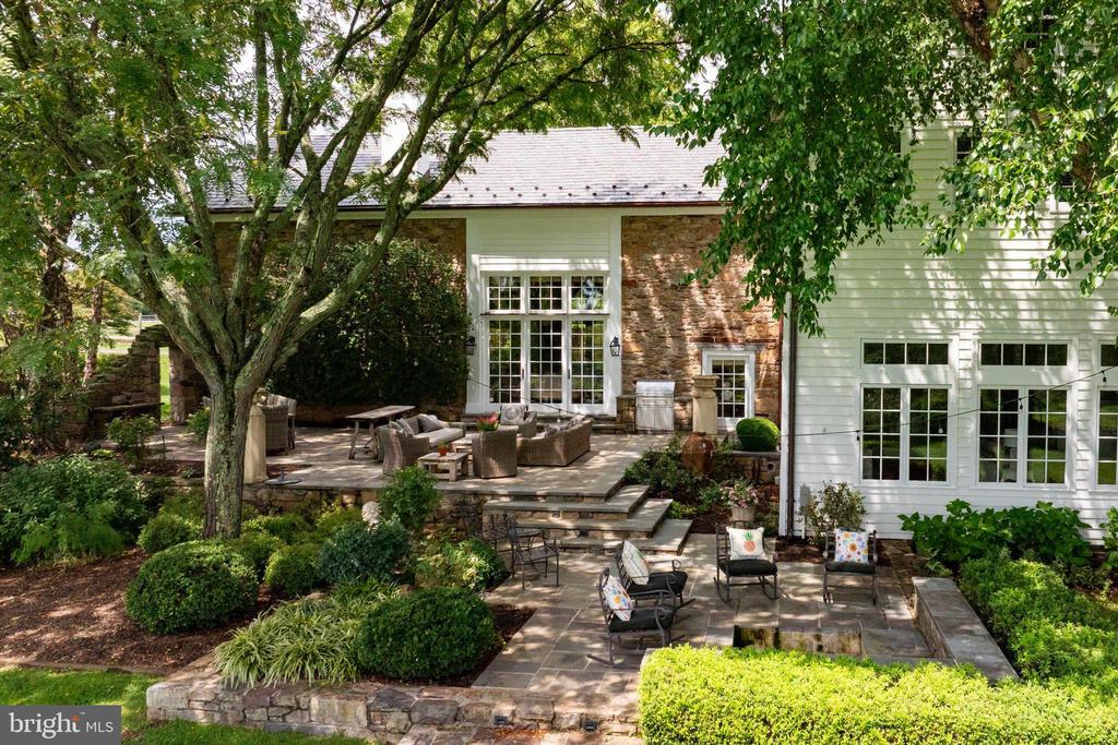 152 HARBOURTON WOODSVILLE ROAD