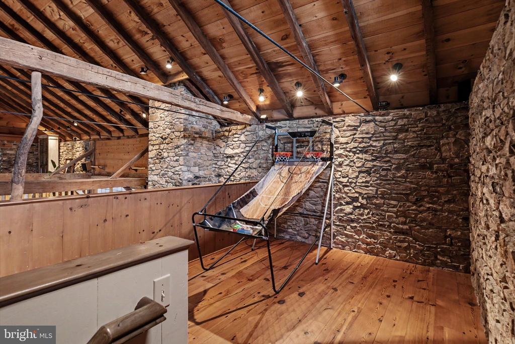 152 HARBOURTON WOODSVILLE ROAD